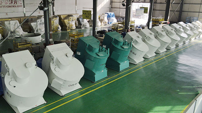 ǿ��������